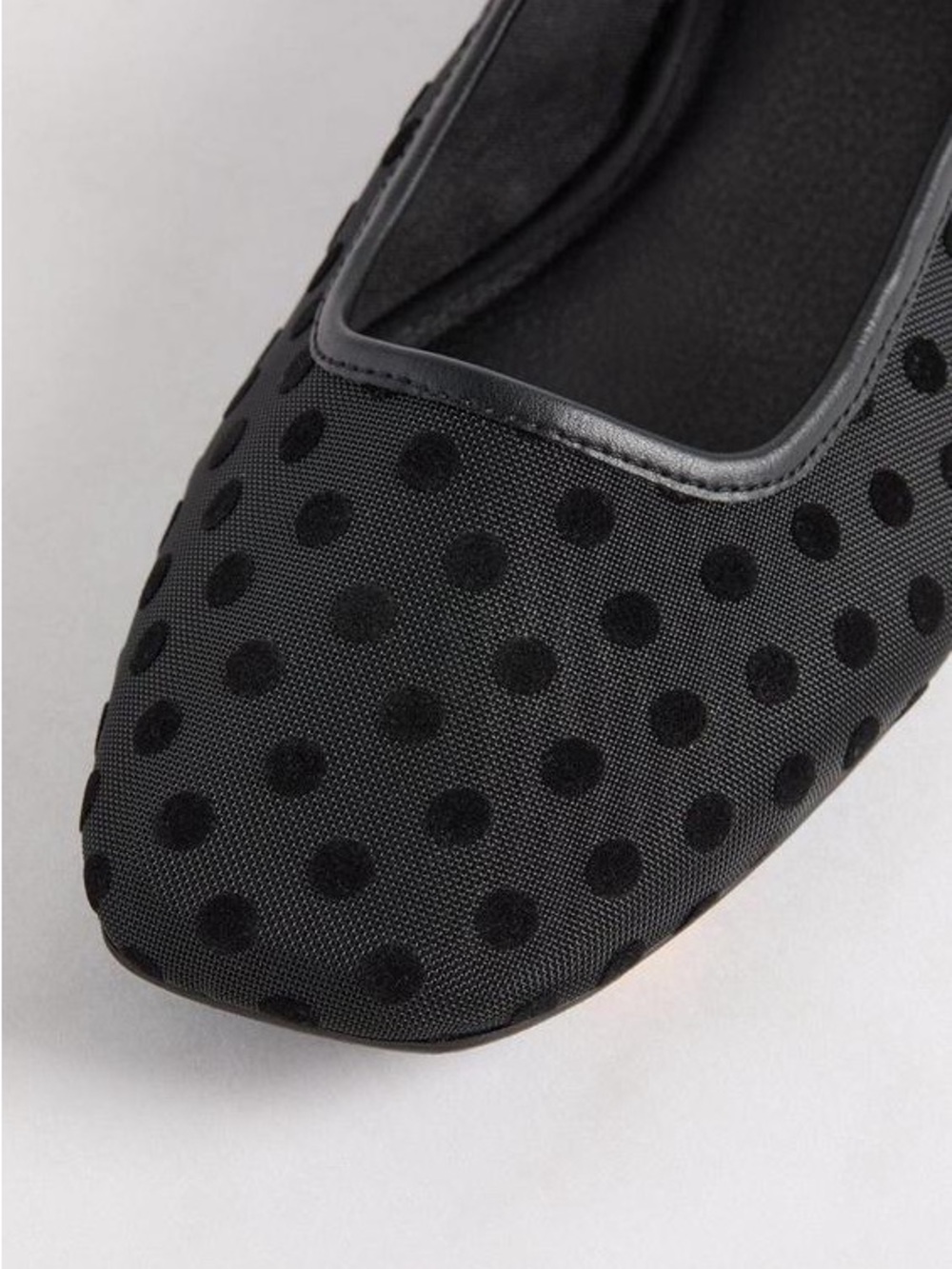 Torrid size 8.5 WW mesh strap flat black NWT - Picture 4 of 10